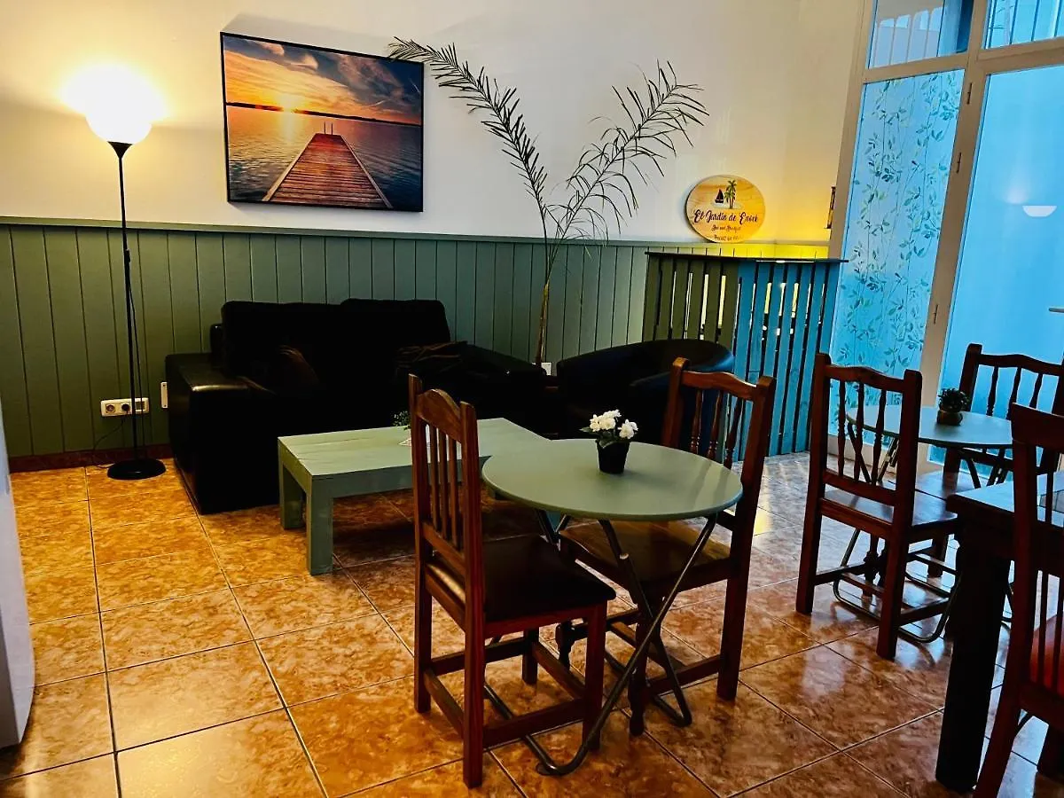 El Jardin De Iris Bed & Breakfast Santa Cruz de Tenerife