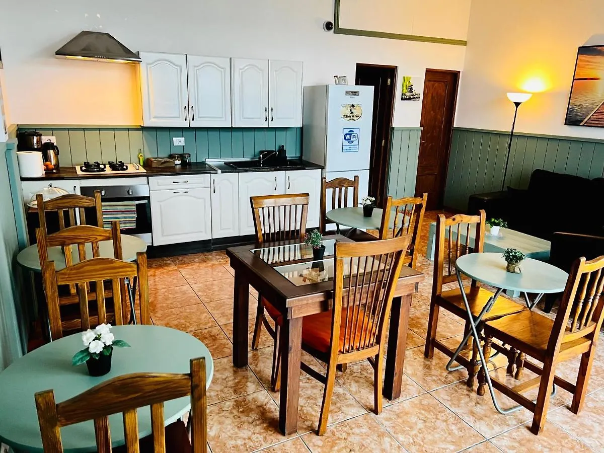 El Jardin De Iris Bed & Breakfast Santa Cruz de Tenerife Spain