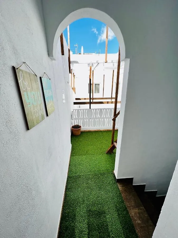 El Jardin De Iris Bed & Breakfast Santa Cruz de Tenerife Spain